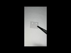 Finestra ottica quadrata personalizzata in zaffiro con foro passante