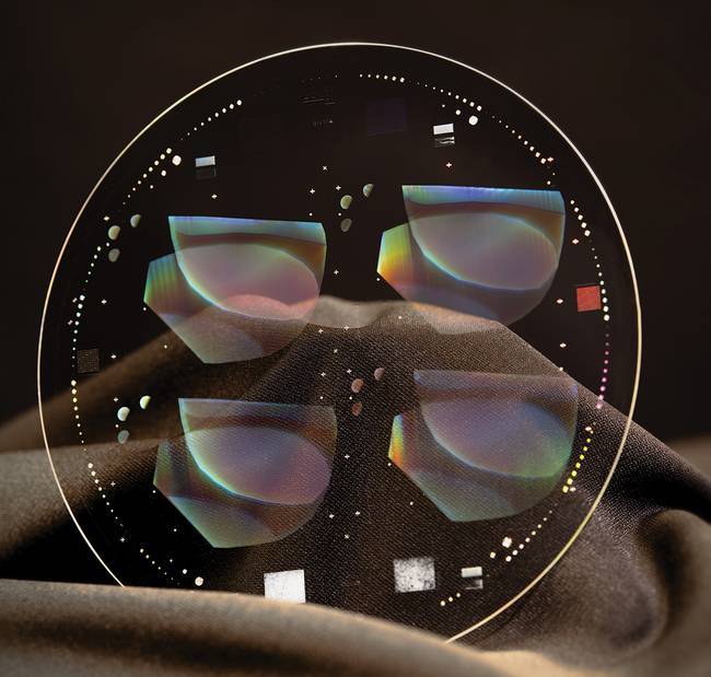 Ultimi blog aziendali su Carburo di silicio: un materiale chiave che guida la gestione termica e il design leggero negli occhiali AR