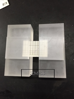Raw Al2O3 Sapphire Parts , Sapphire Single Crystal Glass Block High Thermal Conductivity