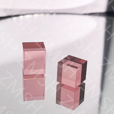Pink Synthetic Sapphire Al2O3 Raw Materials Jewelry Industry High Hardness Mohs Hardness 9 Elaborate Processing