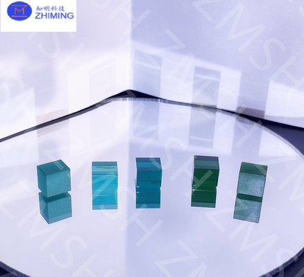 Synthetic Sapphire Al2O3 Green Raw Materials Used In Jewelry High Hardness Mohs Hardness 9 Elaborate Processing