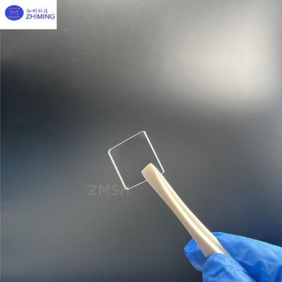 Sapphire Quadratura finestra vetro ottico resistente all'usura Alta trasmittanza personalizzabile